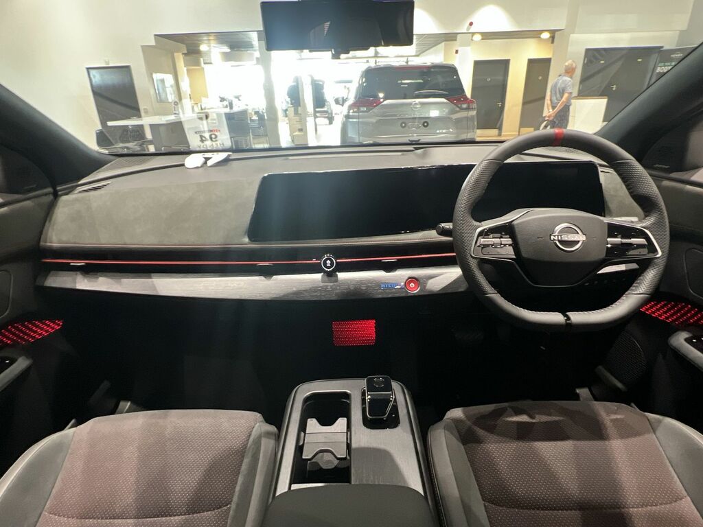Nissan Ariya 320Kw Nismo 87Kwh 22Kwch E-4orce Grey #5