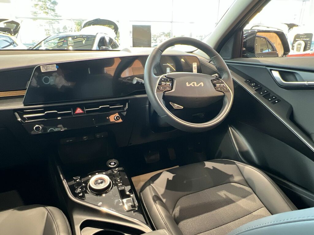 Kia Niro 1.6 Gdi 136 Hybrid Evolve Dct Black #5