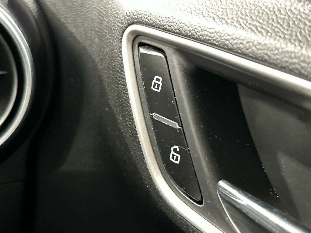 MG MG3 1.5 Vti-tech Exclusive Navigation Black #45