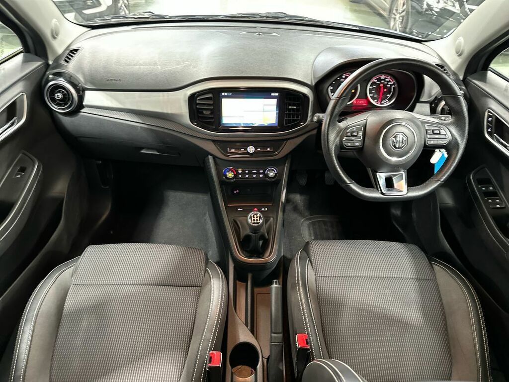 MG MG3 1.5 Vti-tech Exclusive Navigation Black #29