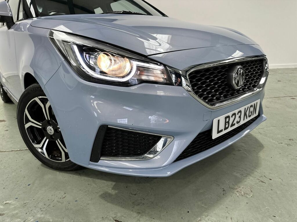 MG MG3 1.5 Vti-tech Exclusive Navigation Black #3