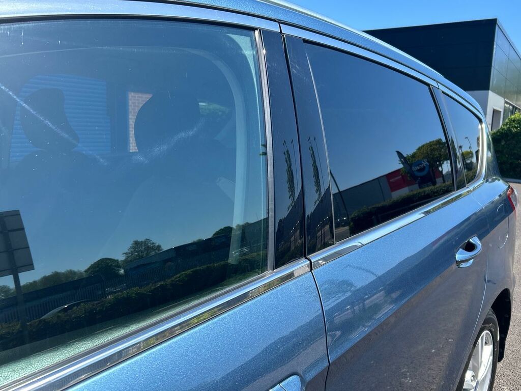 Ford S-Max Duratec Titanium Mpv Red #12