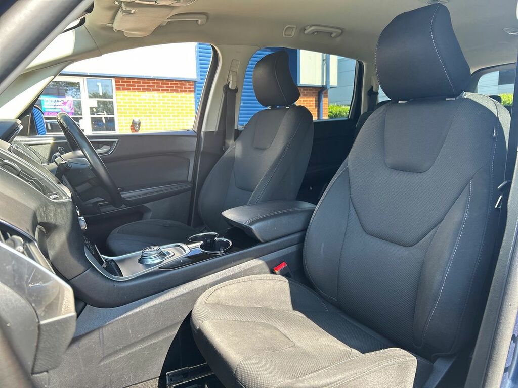 Ford S-Max Duratec Titanium Mpv Red #27
