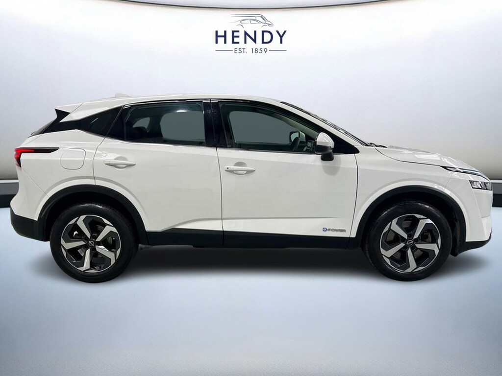 Nissan Qashqai 1.5 E-power Acenta Premium DY73TXA White #2