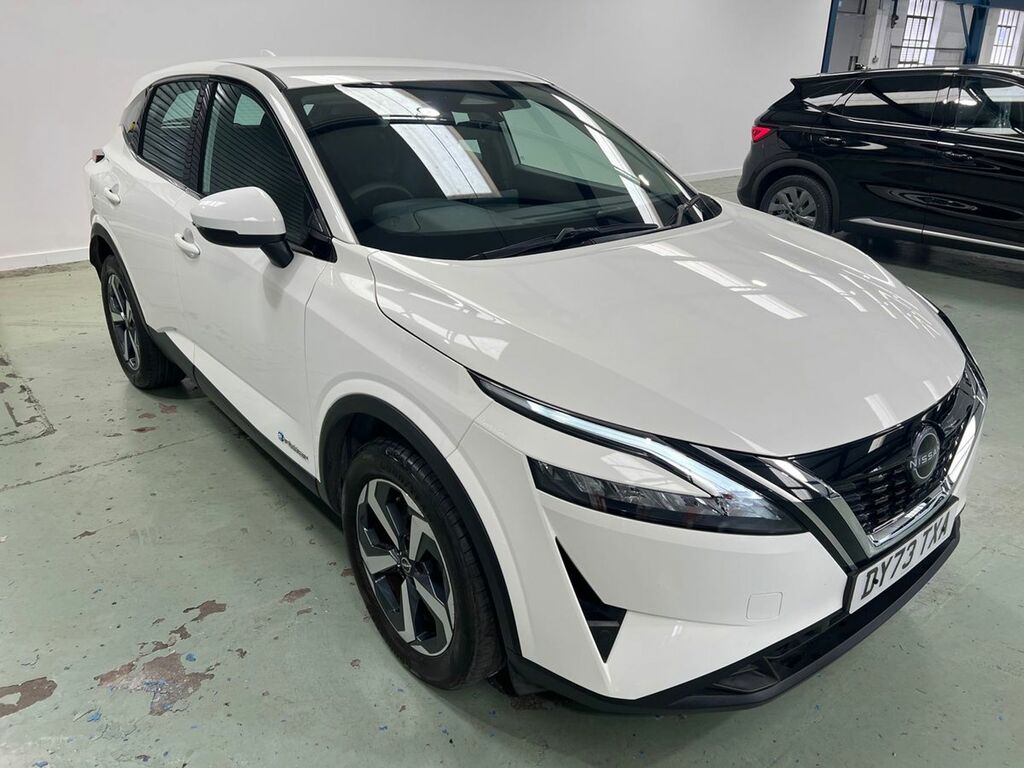 Nissan Qashqai 1.5 E-power Acenta Premium DY73TXA White #3