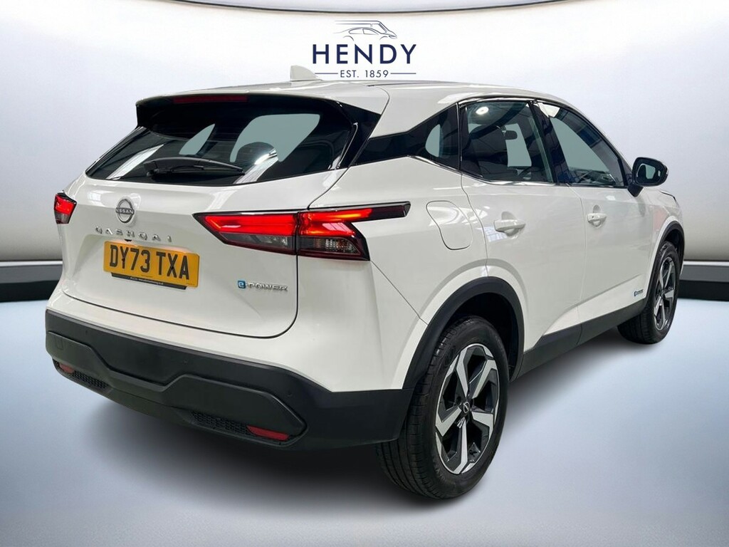 Nissan Qashqai 1.5 E-power Acenta Premium DY73TXA White #4