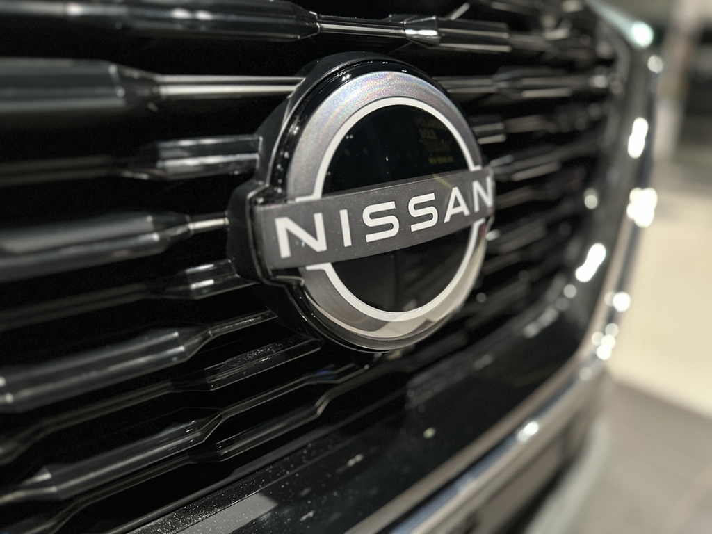Nissan X-Trail Tekna Black #14