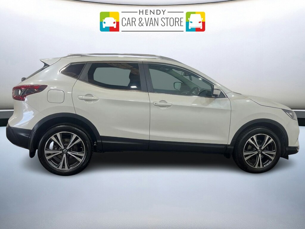 Nissan Qashqai 1.2 Dig-t N-connecta Xtronic WA67VCT White #2