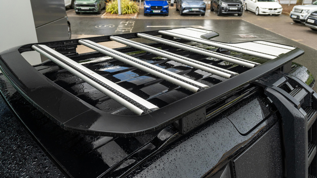 Land Rover Defender 90 X-dynamic Hse Grey #38