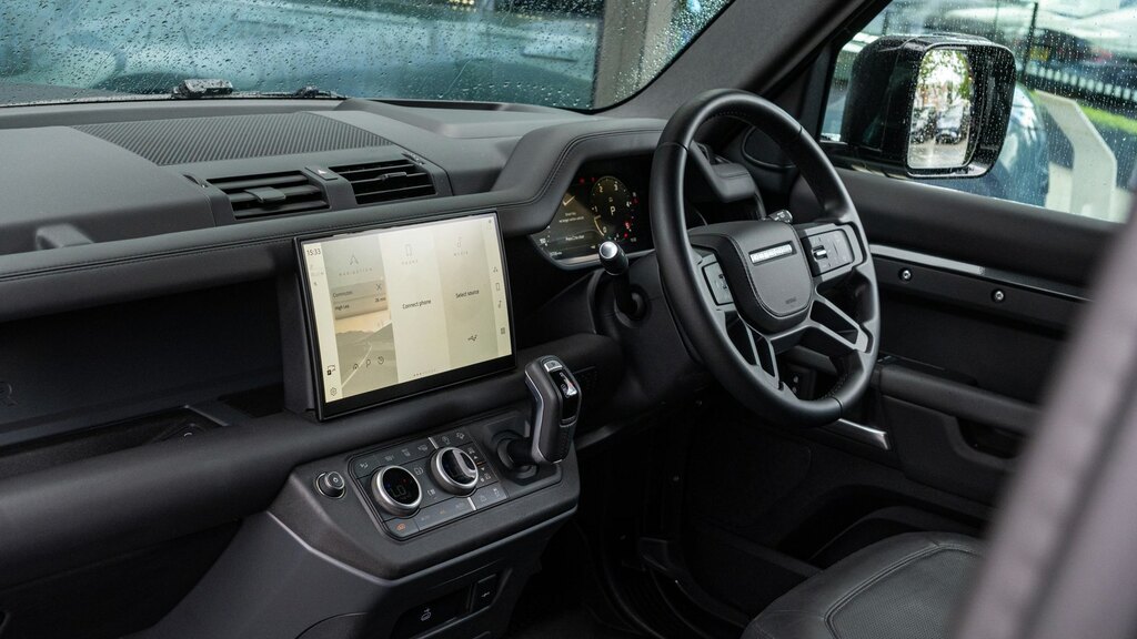 Land Rover Defender 90 X-dynamic Hse Grey #70