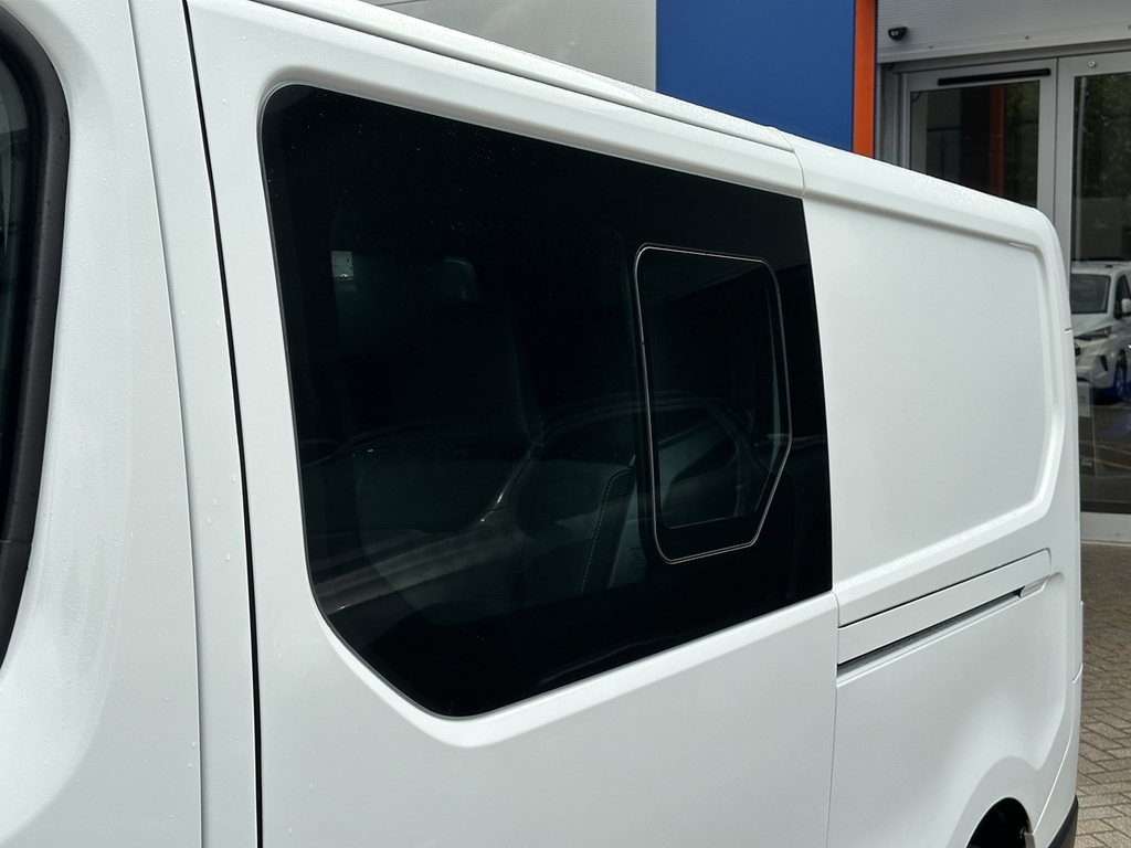 Renault Trafic Sl30 Blue Dci 130 Advance Safety Van White #18