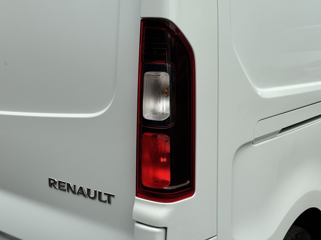 Renault Trafic Sl30 Blue Dci 130 Advance Safety Van White #24
