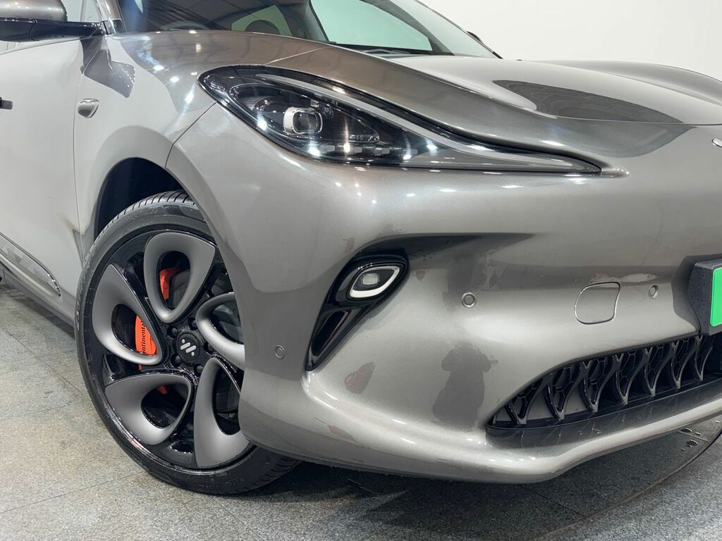 MG IM6 Launch Edition Awd 100Kwh White #12