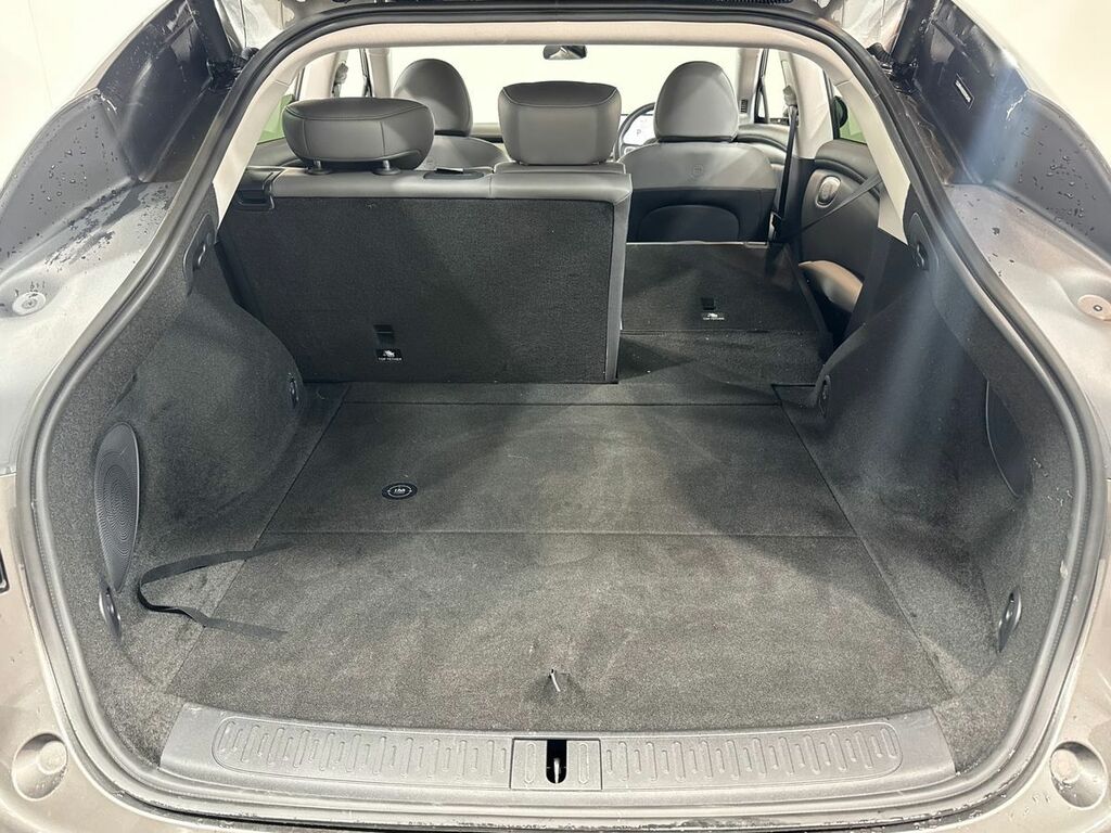 MG IM6 Launch Edition Awd 100Kwh White #22