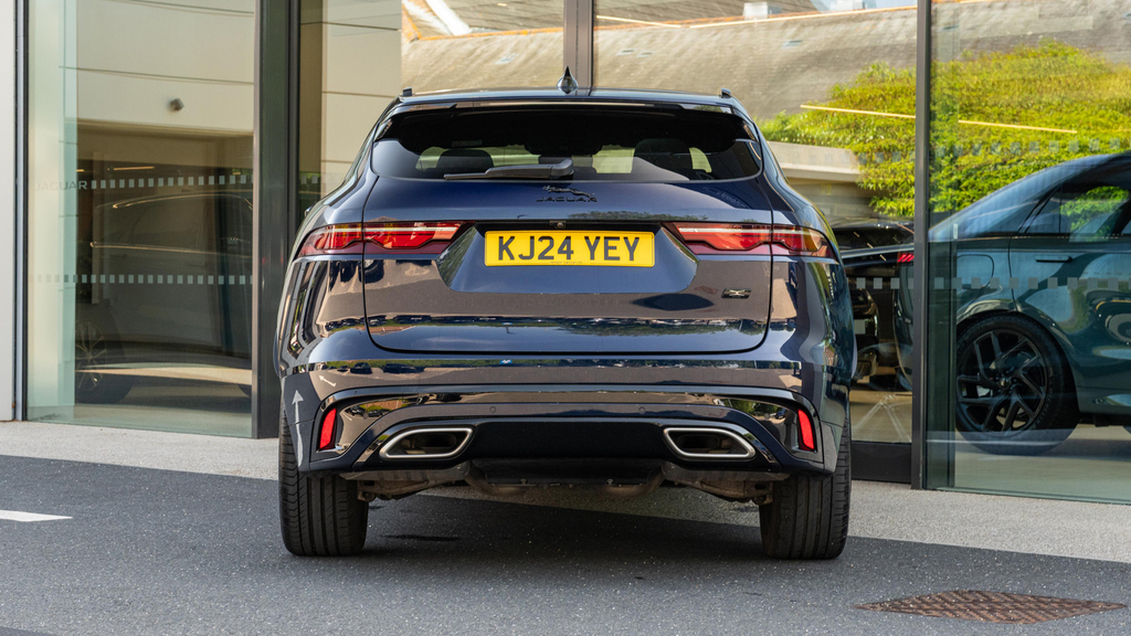 Jaguar F-Pace 3.0 D300 R-dynamic Hse Black 90Th Anniv Blue #6