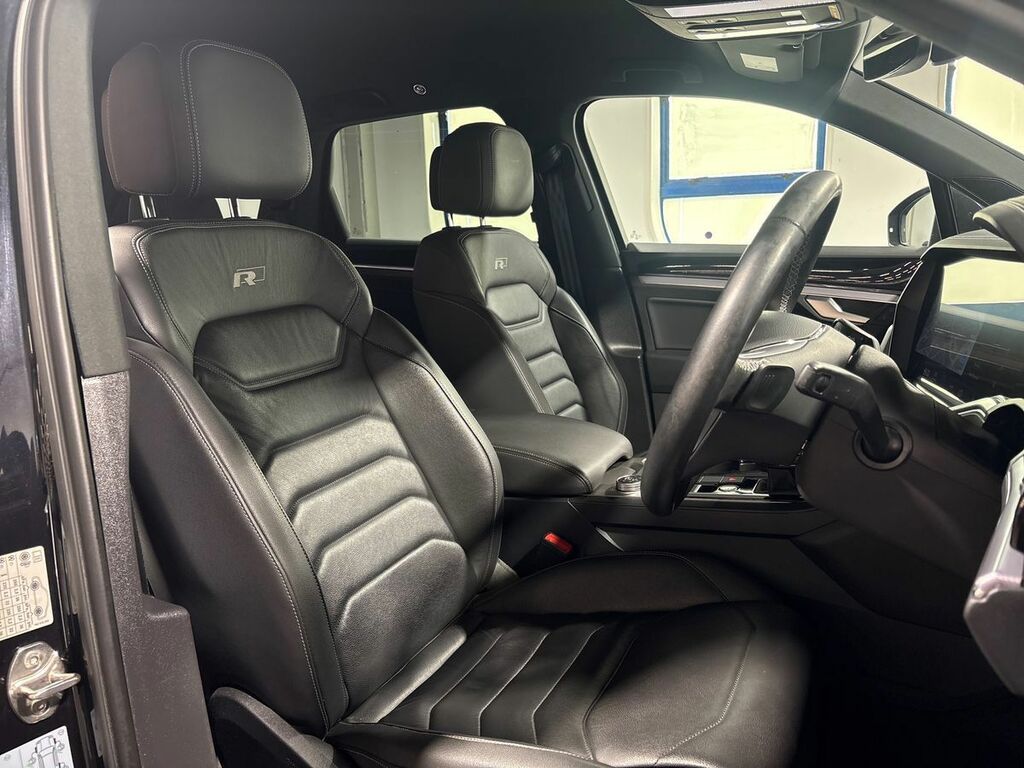 Volkswagen Touareg 3.0 V6 Tdi 4Motion R-line Tech Tip #22