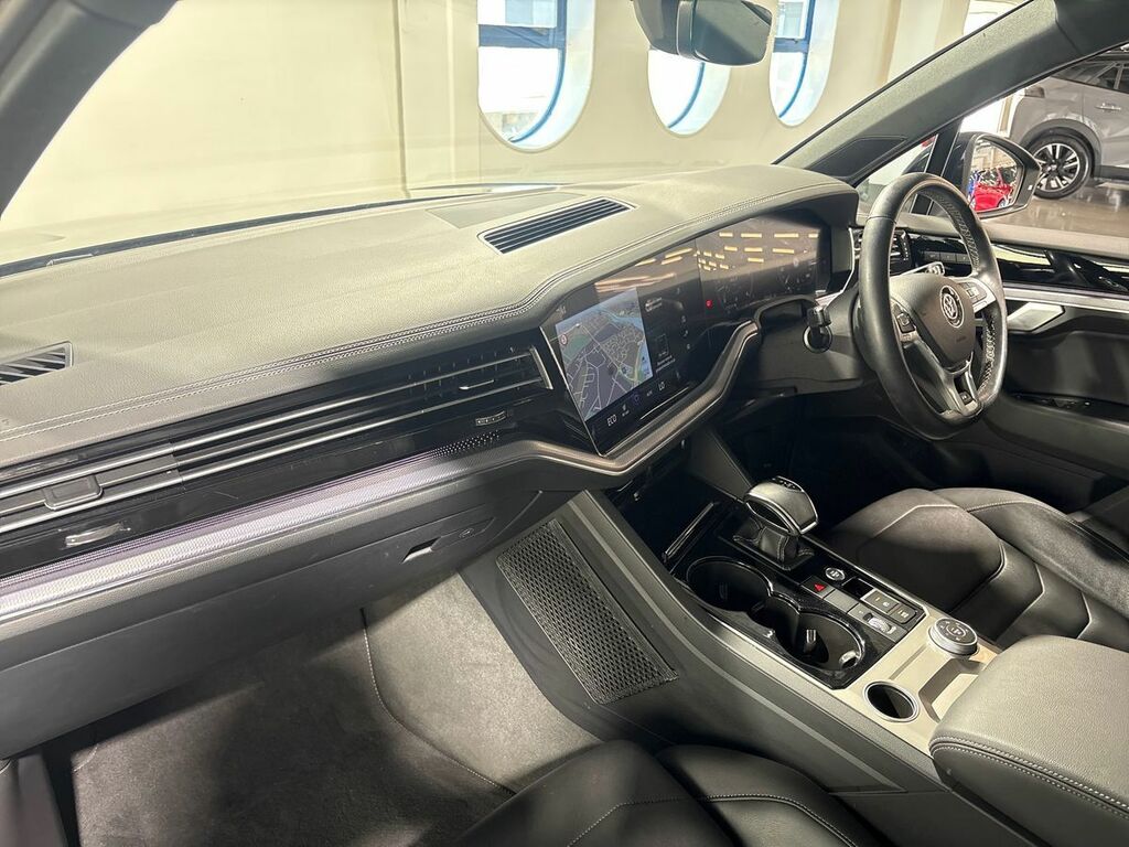 Volkswagen Touareg 3.0 V6 Tdi 4Motion R-line Tech Tip #25