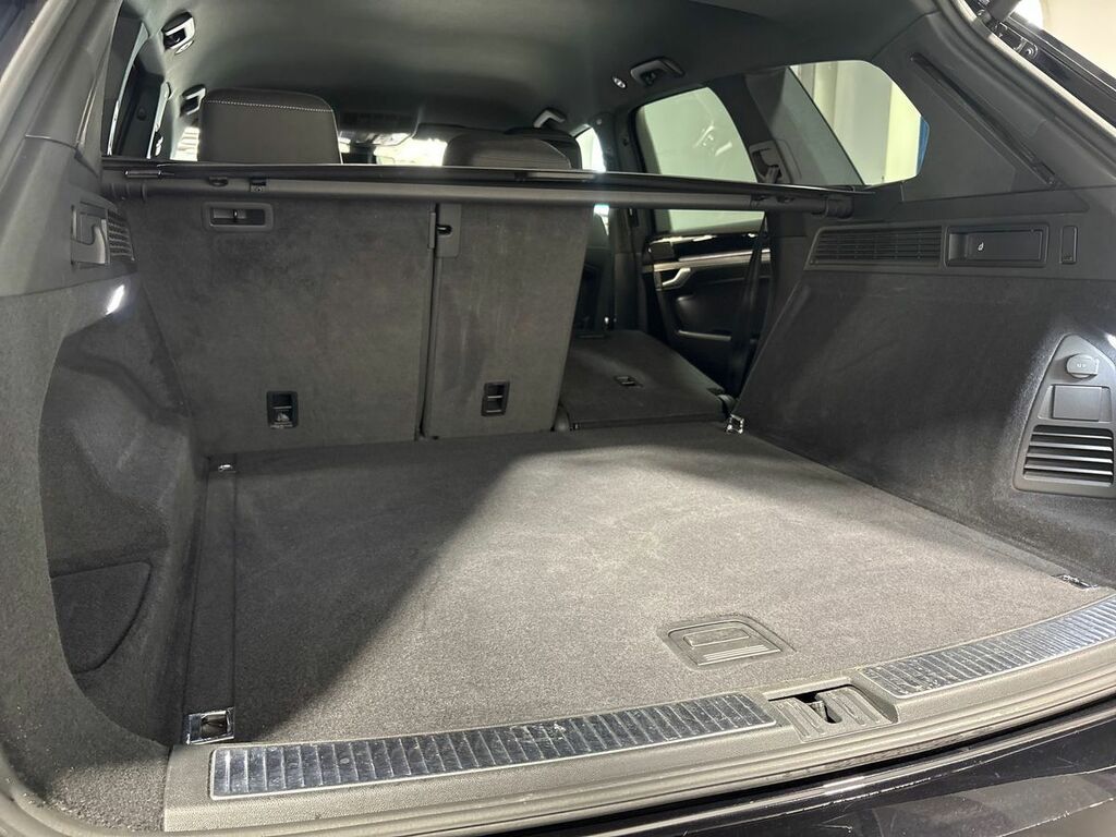 Volkswagen Touareg 3.0 V6 Tdi 4Motion R-line Tech Tip #19