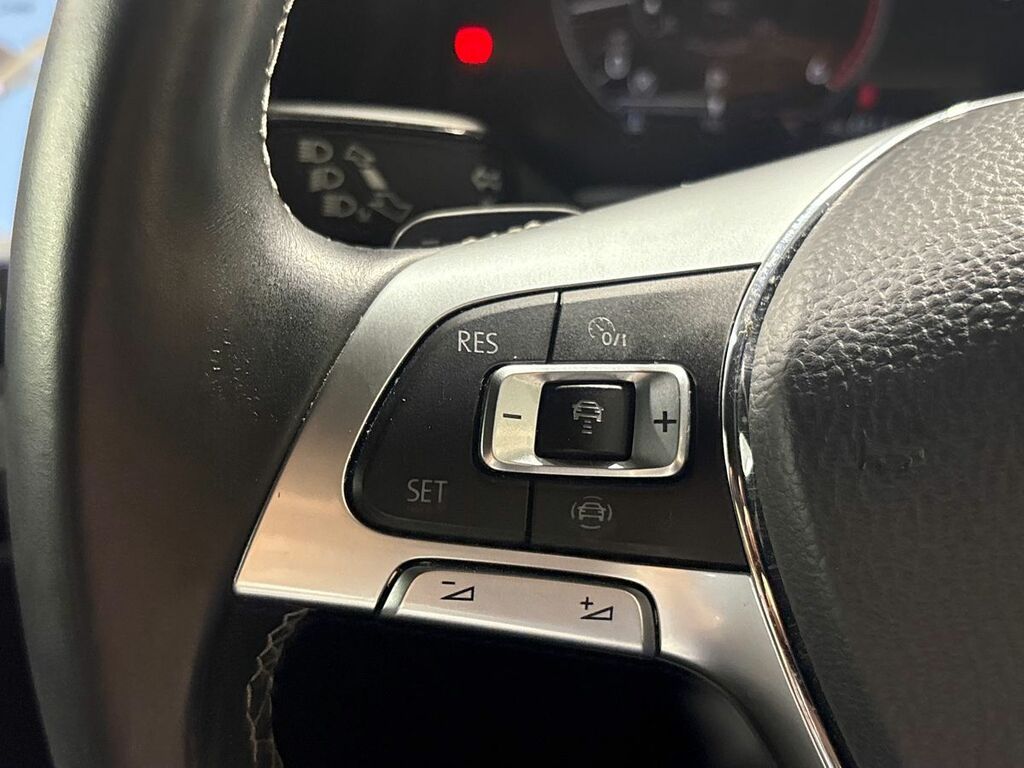Volkswagen Touareg 3.0 V6 Tdi 4Motion R-line Tech Tip #33