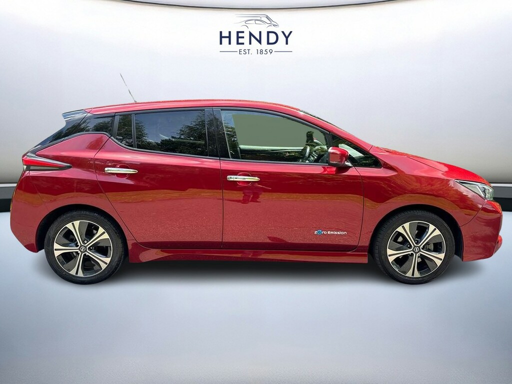 Nissan Leaf 110Kw N-connecta 40Kwh Red #2