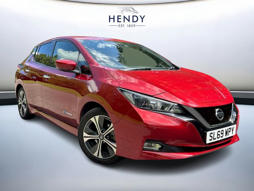 Nissan Leaf 110Kw N-connecta 40Kwh Red