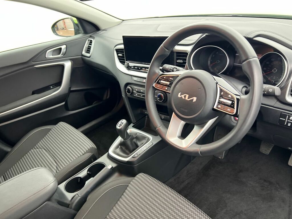 Kia Xceed 1.5T Gdi Isg 138 3 Dct Black #23