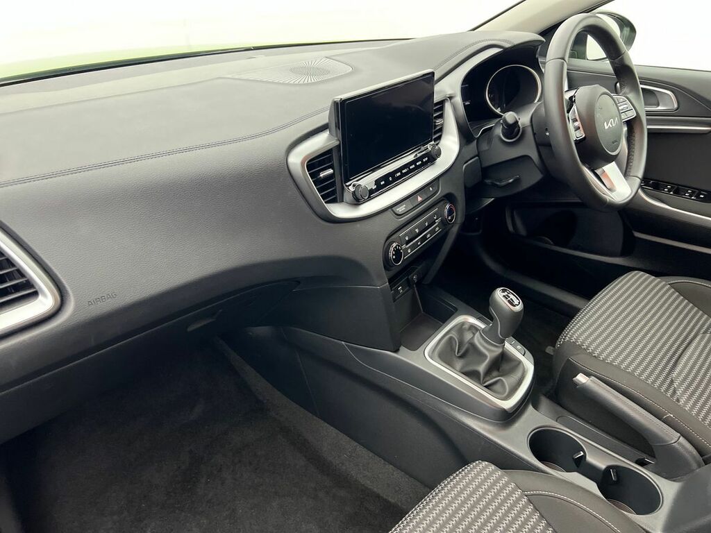 Kia Xceed 1.5T Gdi Isg 138 3 Dct Black #25