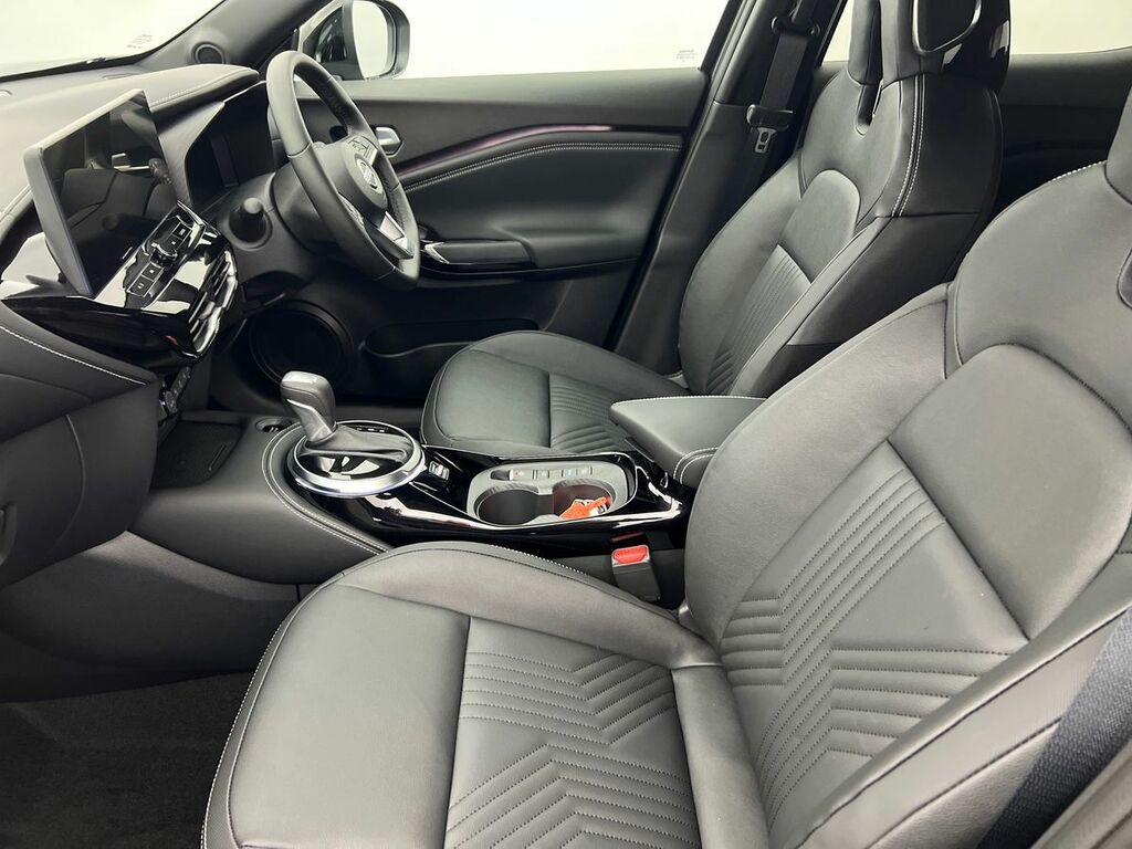 Nissan Juke Hatchback Blue #25