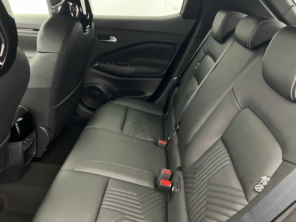 Nissan Juke Hatchback Blue #34