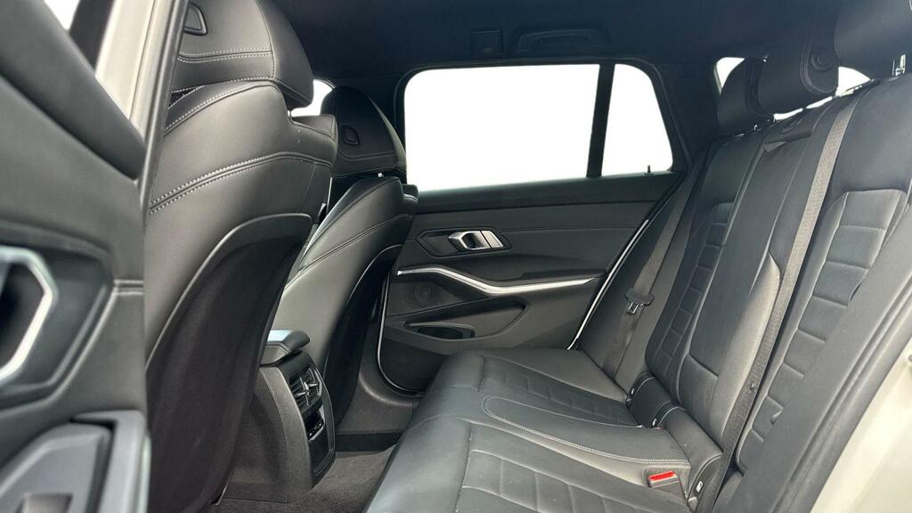 BMW 3 Series 330I M Sport Touring White #4