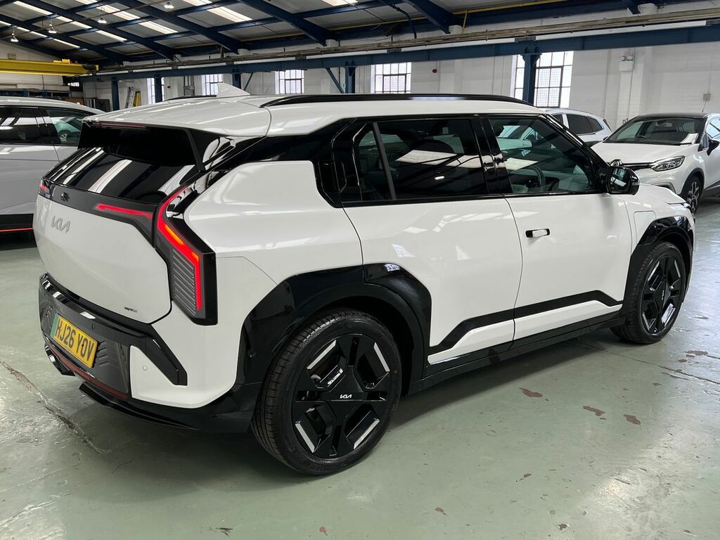 Kia EV3 148Kw Gt-line S 81.4Kwh White #4
