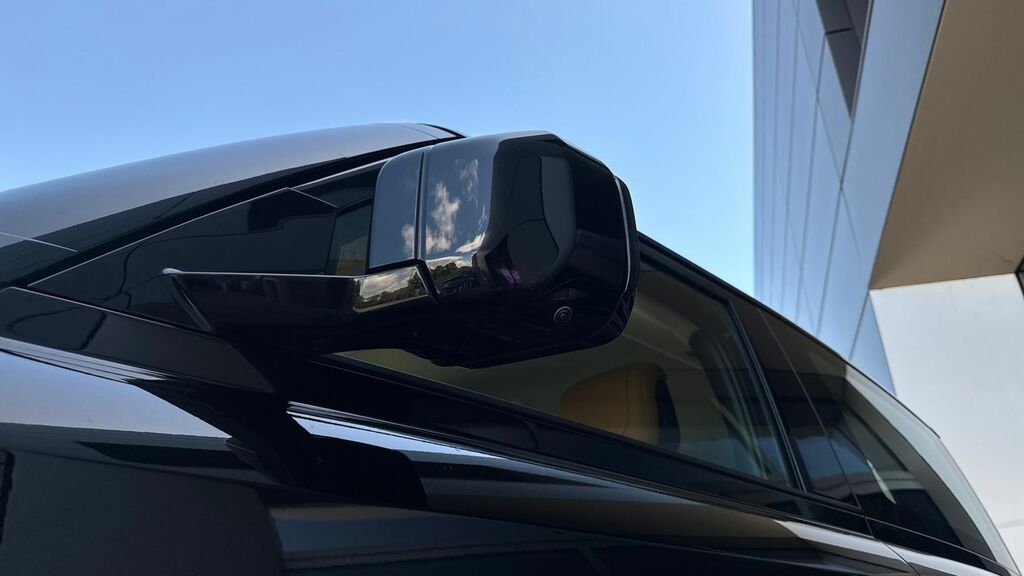 Land Rover Defender 90 Automatic Black #30