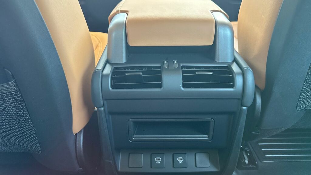 Land Rover Defender 90 Automatic Black #18