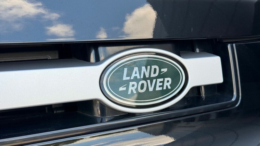 Land Rover Defender 90 Automatic Black #26