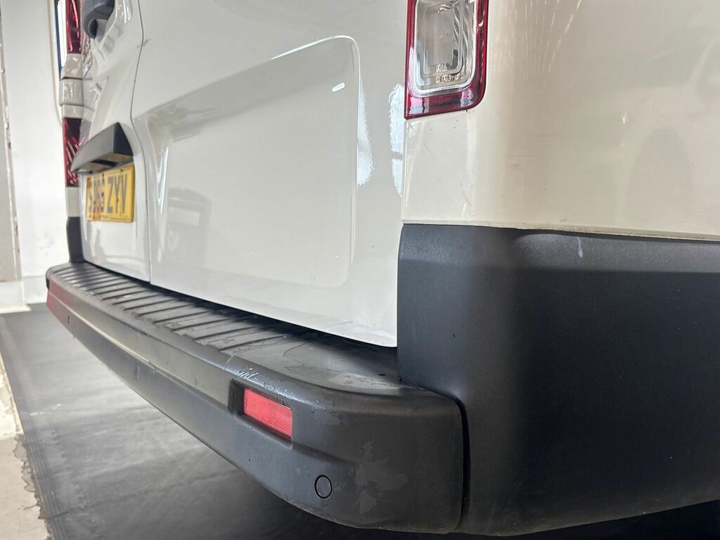 Renault Trafic 1.6 Diesel Black #9