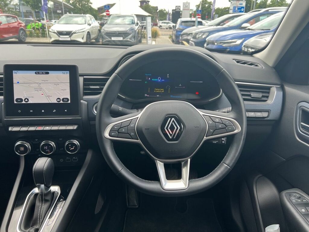 Renault Arkana Renault Arkana 1.6 E-tech Fhev 145 Techno Esprit A White #30