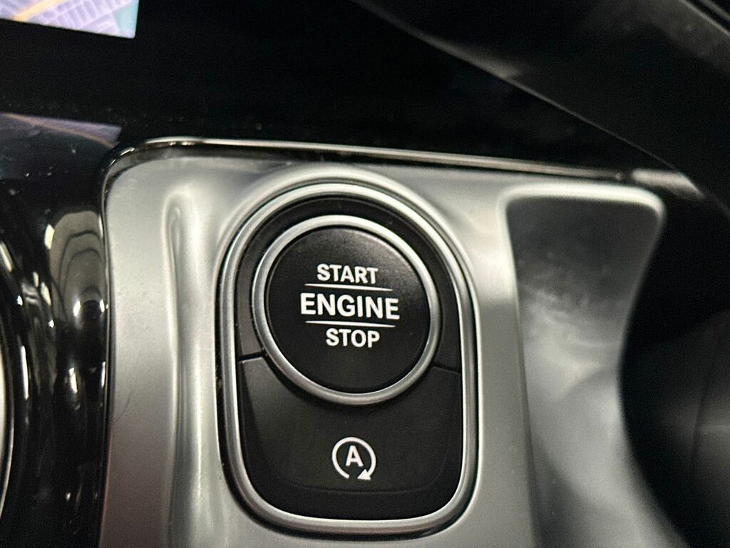 Mercedes-Benz GLB Class 1.3L Amg Line White #42