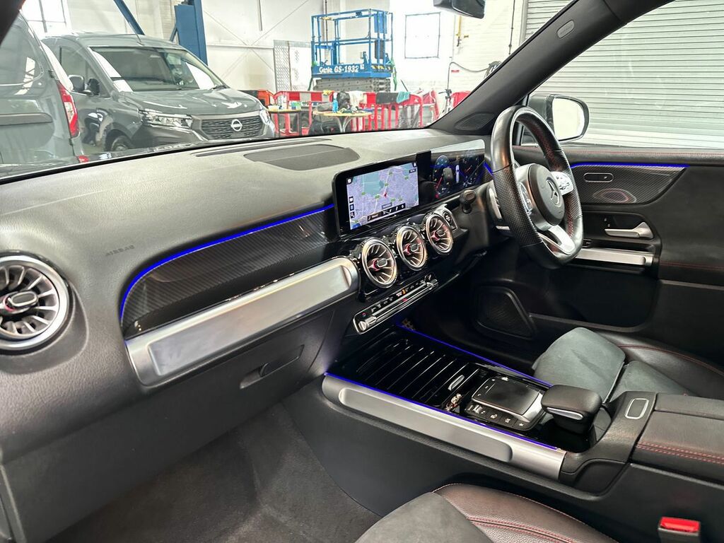 Mercedes-Benz GLB Class 1.3L Amg Line White #25