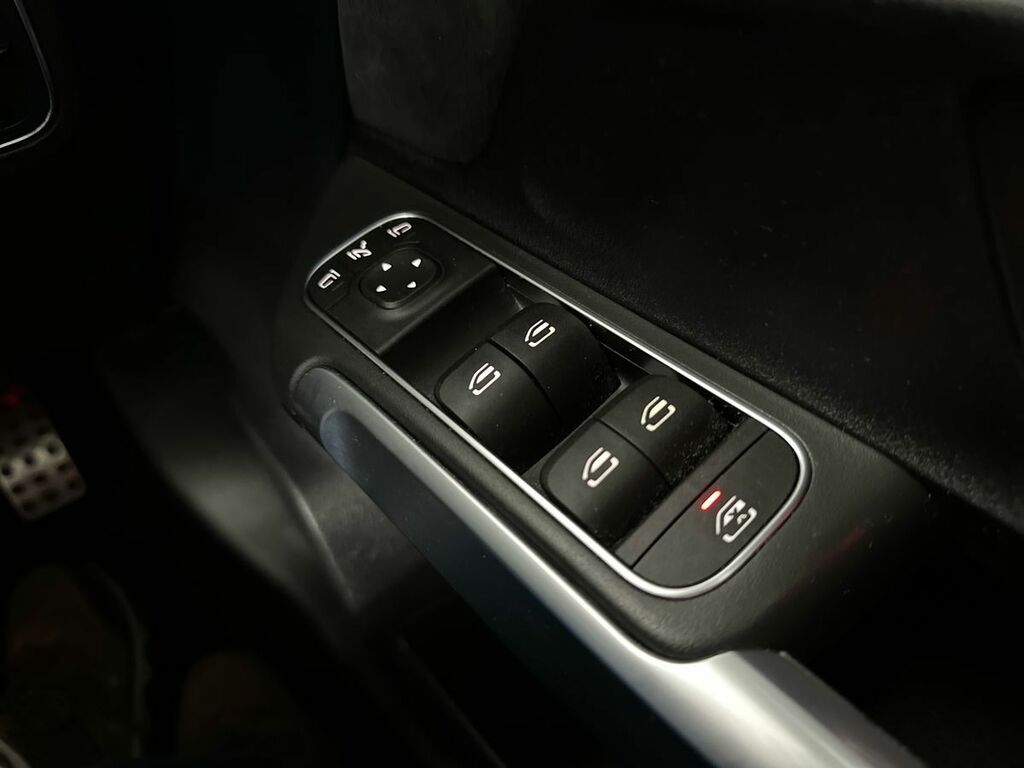 Mercedes-Benz GLB Class 1.3L Amg Line White #39