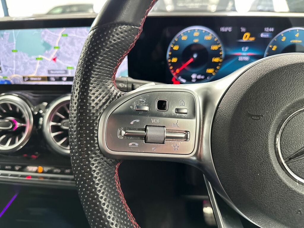 Mercedes-Benz GLB Class 1.3L Amg Line White #32