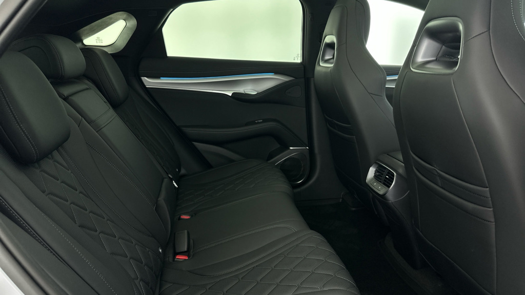Byd Sealion 7 Design 390Kw 83Kwh Awd Grey #16