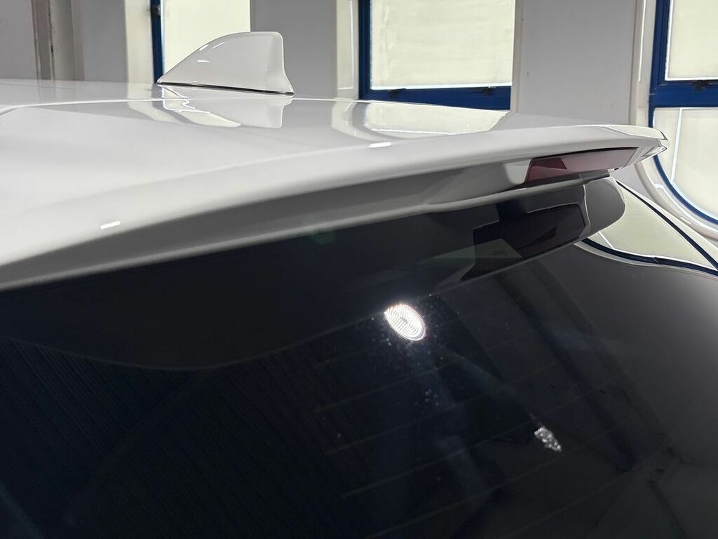 Suzuki Swace Sz-t White #12