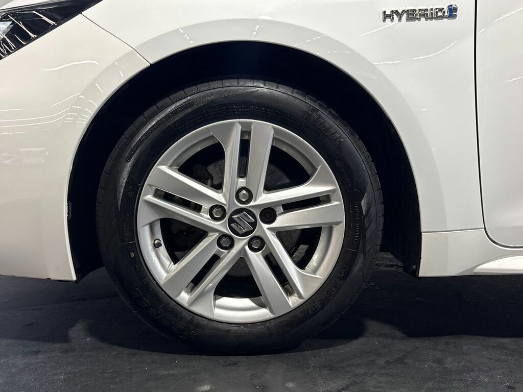 Suzuki Swace Sz-t White #10