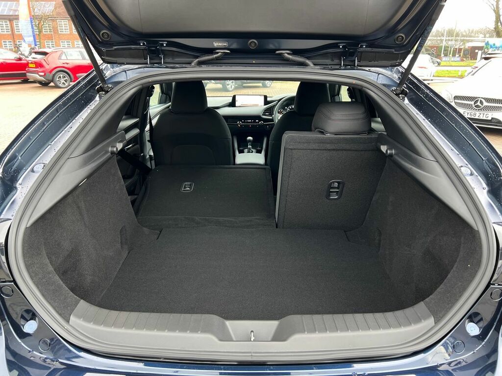 Mazda 3 2.0 E-skyactiv-x Mhev Exclusive-line Hatchback  #19