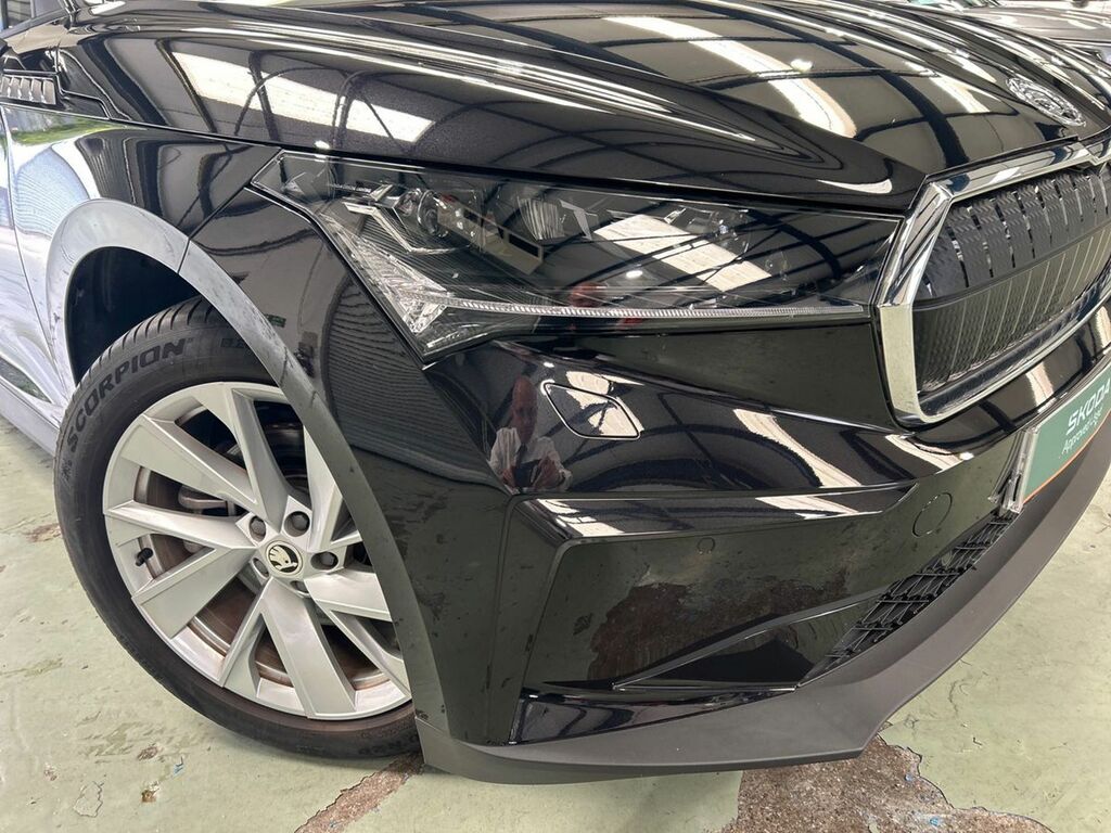 Skoda ENYAQ 132Kw 60 Loft Nav 62Kwh Black #3