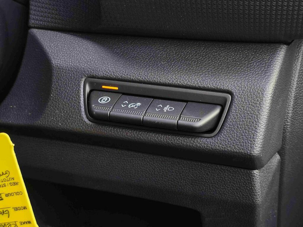 Renault Trafic Sl30 Blue Dci 130 Advance Safety Van #6