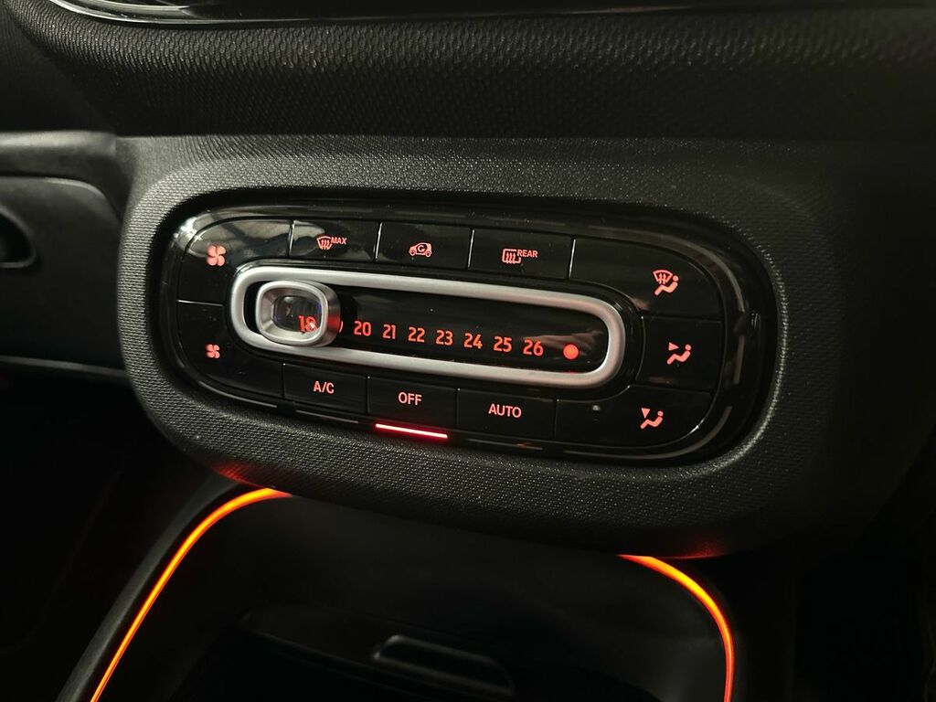Mercedes-Benz Glc 300 De 4Matic Amg Line Premium Black #38