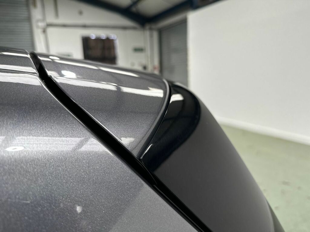 Mercedes-Benz Glc 300 De 4Matic Amg Line Premium Black #12