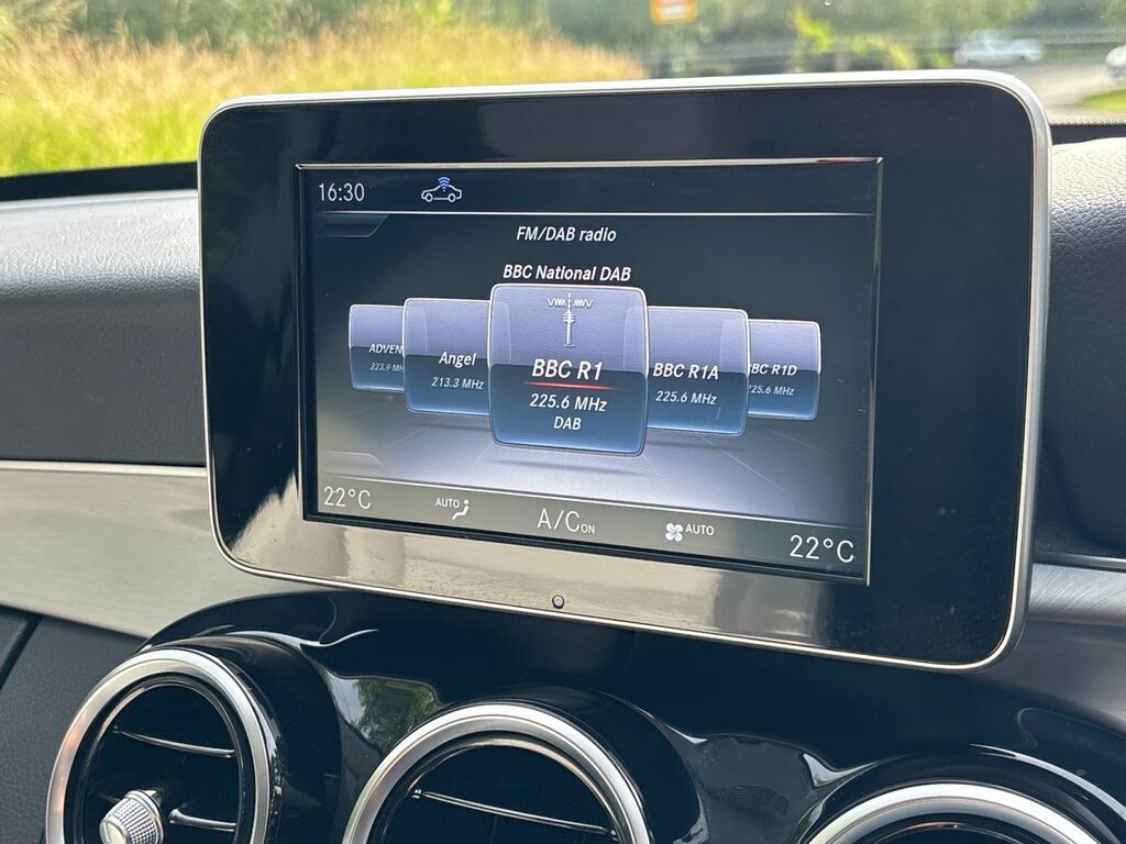 Mercedes-Benz C Class C200 Sport 9G-tronic GV67OWM Grey #6