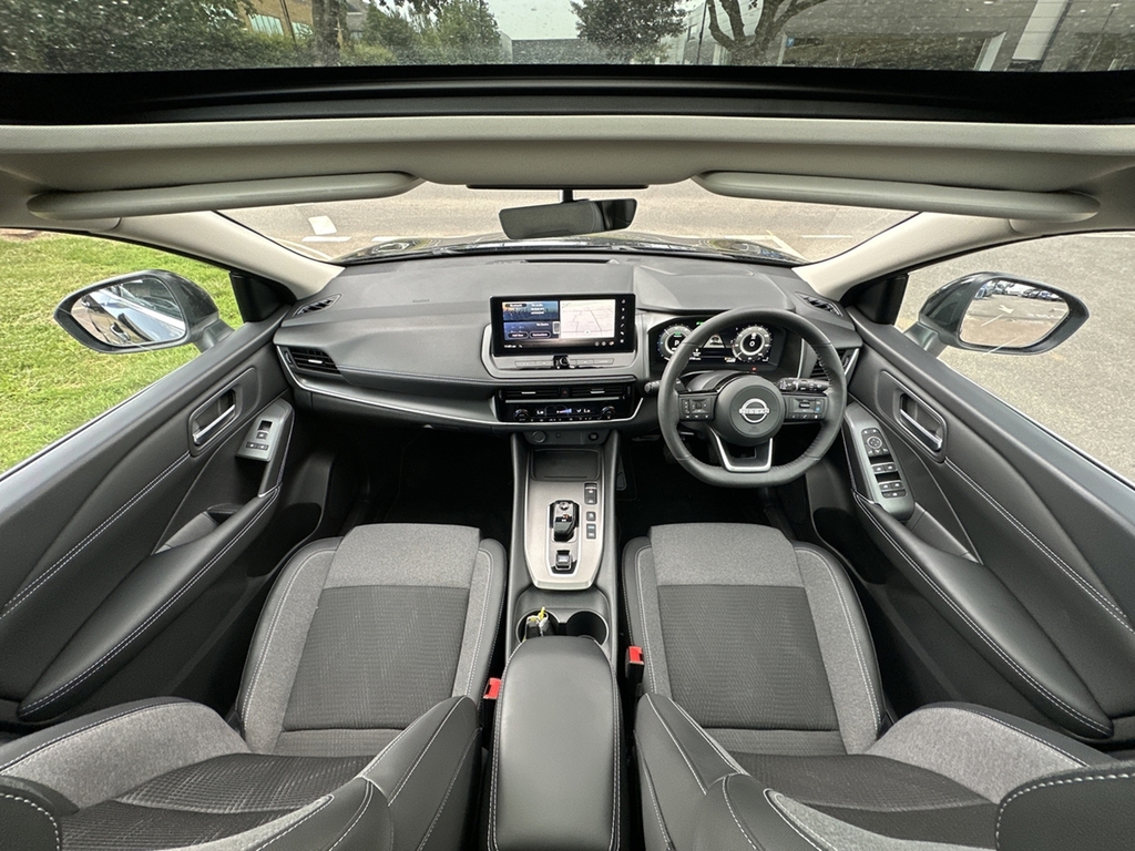Nissan Qashqai 1.5 E-power N-connecta DN75EEJ Black #3